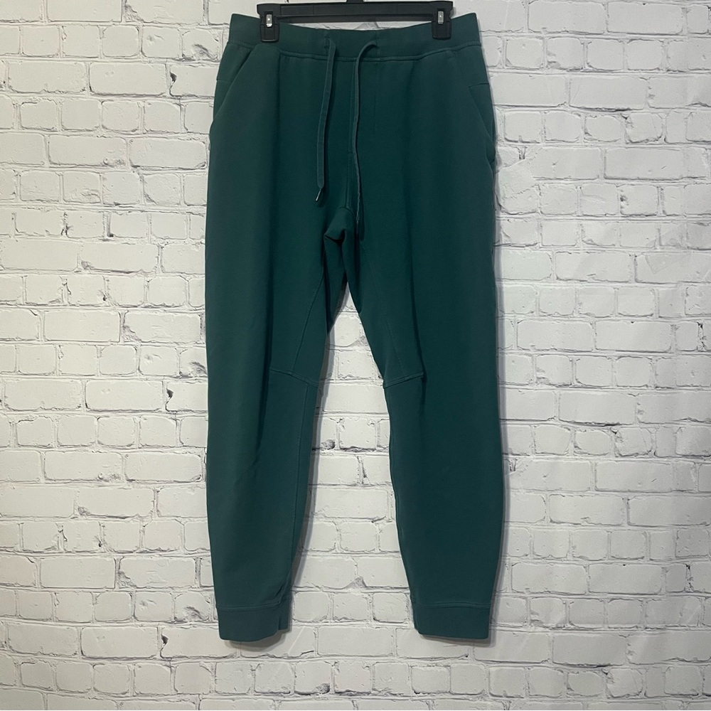 Lululemon City Sweat Jogger Mens L Green 28"
Drawstring Sweatpants 4-Way Stretch